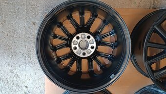 R17 5x114,3 mm toyota corolla a iné - 6