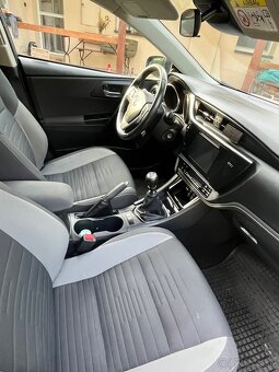 Toyota Auris - 6