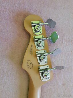 Fender jazz bass - 6