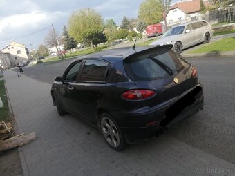 Alfa romeo 147 1.9 85kw+chip menši - 6