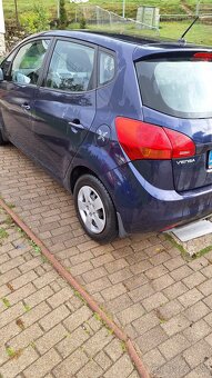 Kia Venga - 6