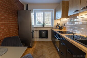 Dizajnovo zrekonštruovaný 2-izbový byt, centrum top lokalita - 6