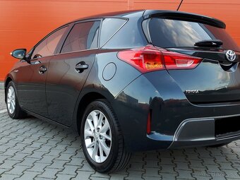 Toyota Auris 1.8 Hybrid Comfort 2015 - 6