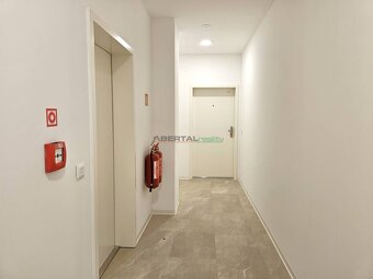 PRENÁJOM- 1i byt, klima, parking, loggia,Olivia Residence, R - 6