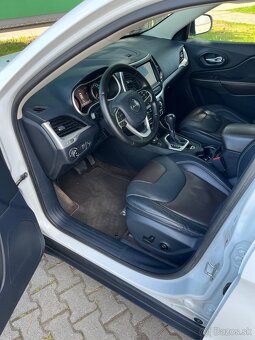 Jeep Cherokee 2.2crdi 4x4 automat - 6