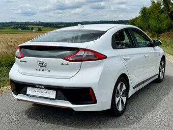 Hyundai Ioniq, 28kWh, SoH 92%, KEYLESS s DPH 13 387,- EUR - 6