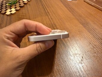 iPhone 13 - 6