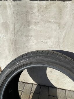 Letné pneumatiky 235/40 R19 - 6