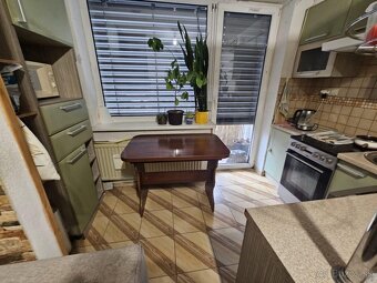 Predam 3 izbový byt - 6