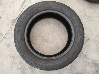 Celorocne pneu 185/60 R15 GoodYear 4ks - 6