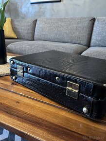 Retro vintage kufrík - vzor krokodíl - 6