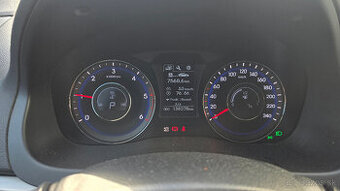 hyundai i40 sw Premium 1.7Crdi A/T - 6