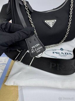 Čierna elegantná kabelka – kompaktný a nadčasový doplnok - 6
