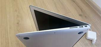 Macbook air 2015 macOS Sequoia 15.4.1 - 6