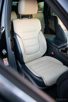 VW TOUAREG 180KW 3.0 TDI - EXCLUSIVE výbava Top stav SK ŠPZ - 6