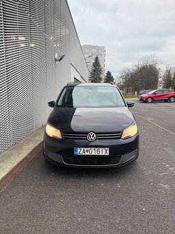 Volkswagen Touran - 6