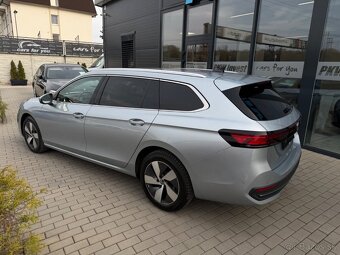 Volkswagen Passat Variant 2.0TDi DSG Elegance SK ŠPZ - 6