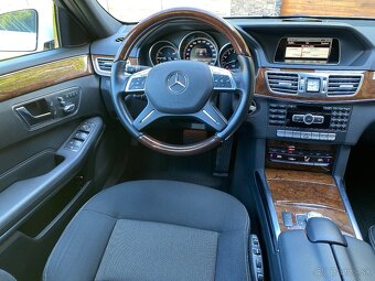 Predám Mercedes E300 Elegance 4 MATIC - 6