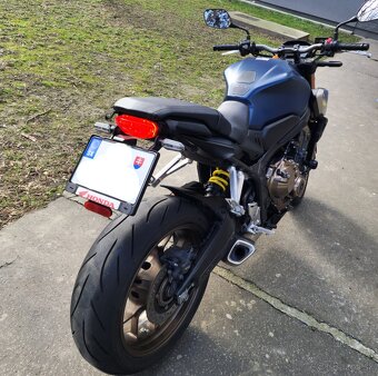 Honda CB650R - 6