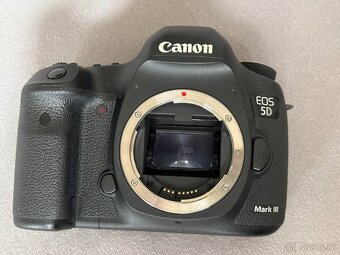 Canon EOS 5D Mark III - 6