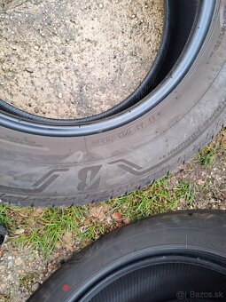 Bridgestone Alenza 225/65/17 102H - 6