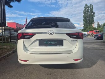 Predám Toyota Avensis Combi 2.0 Valvematic Executive MDS - 6