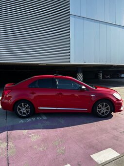 SUZUKI KIZASHI AWD CVT - 6