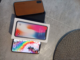 Apple iPhone X - 6