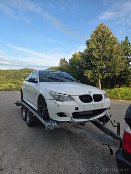 Rozpredám bmw e60 - 6