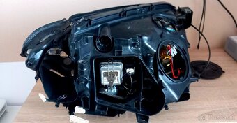 Bmw f01 svetlomet - 6
