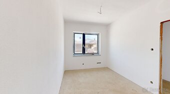 4 izbový rodinný dom na predaj v radovej zástavbe priamo v Š - 6