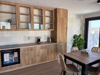 Krásny pozemok s domom vo Veľkom Ďure - 6