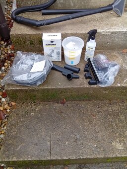 Predám tento Kärcher SE 5.100.vysavač a tepovač - 6