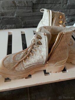 Michael Kors v.37 - 6