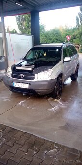 Toyota RAV4 2005 - 6
