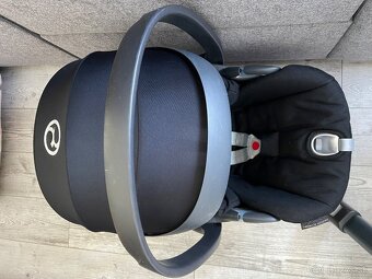 Cybex cloud Z i-size+ so základňou - 6