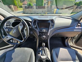 Hyundai Grand Santa Fe - 6