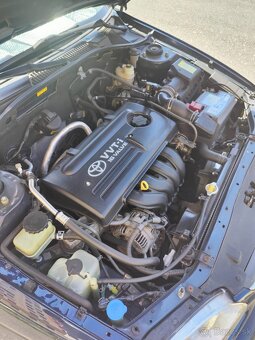 AVENSIS T22 - 6
