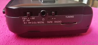 Aiwa walkman - 6