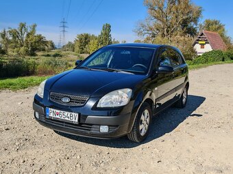 KIA RIO 1.4 benzín 71kW r.v. 2009 - 6