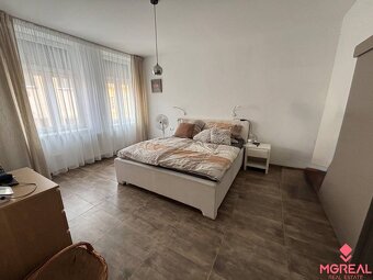 Veľký 96 m2 2 izbový byt s garážovým státím Topoľčany Centr - 6