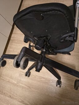 Polohovateľná kancelárska stolička - 6