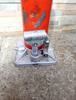 Hydraulicky zdvihak 5T - 6