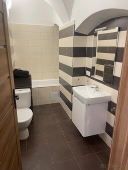 Prenajmem 2 izbový byt v Kežmarku - 6