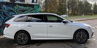 ŠKODA OCTAVIA IV 2.0TDI STYLE MATRIX LED VIRTUAL HEAD UP - 6