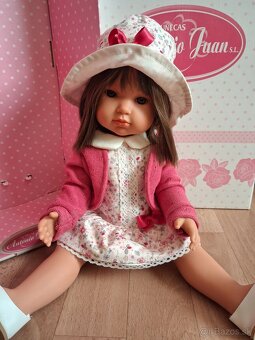 Babika A. Juan v klobuku - 6