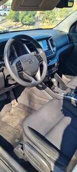 Hyundai Tucson 2017" 1.7 CRDI - 6
