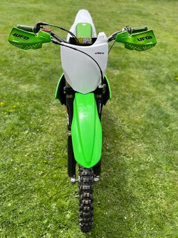 Kawasaki KXF 250 - 6