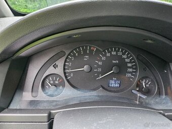 Opel Meriva 1,6 16 V - 6