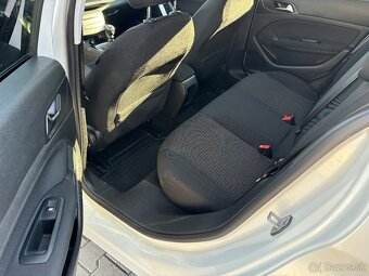 Peugeot 308 - 6